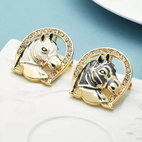 VQ Horse Brooch - Picture 2 of 5